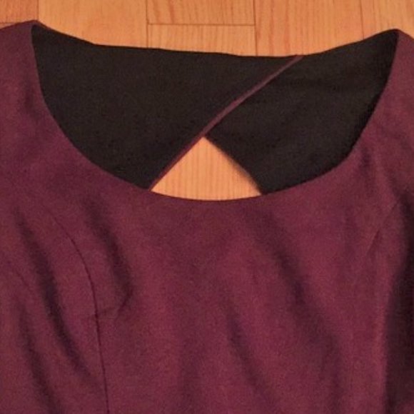 Peplum Dress with Cut-Out Back *Made in Canada* Size XXS - Picture 5 of 9